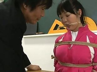 Japanese Schoolgirl Tied And Fucked in Classroom